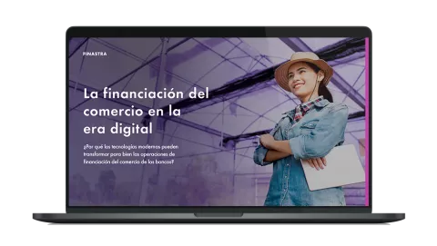 Image of laptop with cover slide for the "Trade Finance in the digital age [Spanish]" white paper